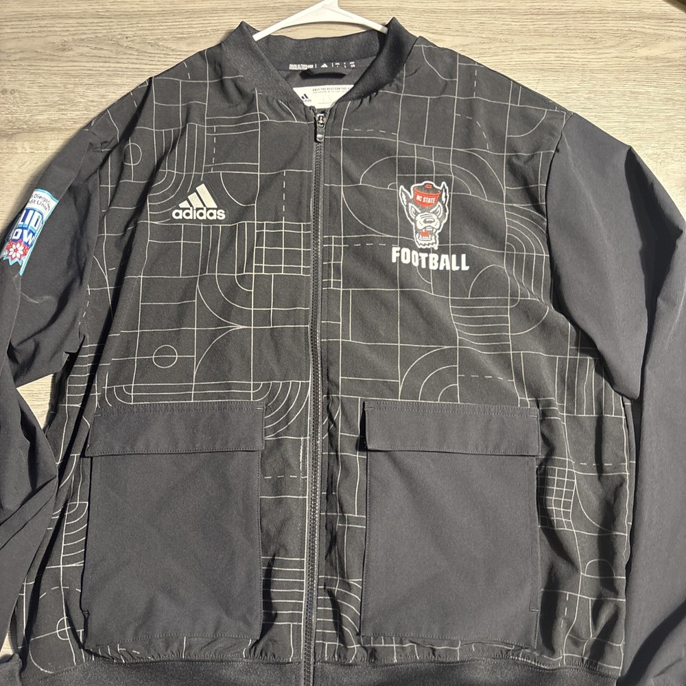 Adidas NC State Wolfpack Football Team Issued Holiday Bowl Zip Jacket Men's L
